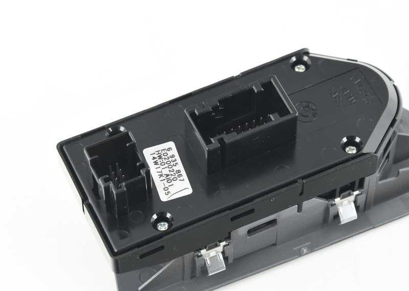 BMW E85 kairės pusės langų jungiklio skydelis originalus 61316935867