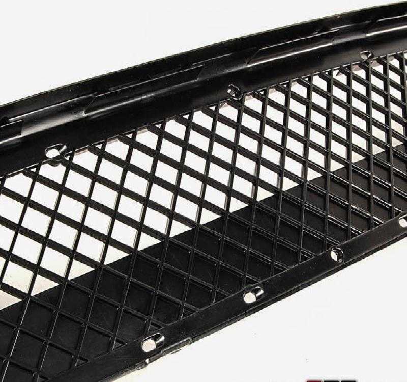 BMW E85 priekinio bamperio centrinės apatinės grotelės Originalus 51117016061