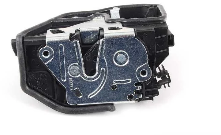 BMW E87 F20 E90 F30 F31 durų užrakto spyna su varikliu kairėje 51217202145