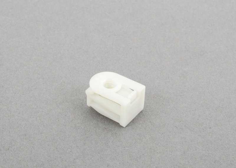 BMW E87 F45 C-CLIP sparno išorinio kėbulo veržlės originalios 07147311312