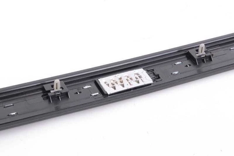 BMW E88 1 Kairio Slenio Apsauga Chromas Originalus 51477180741