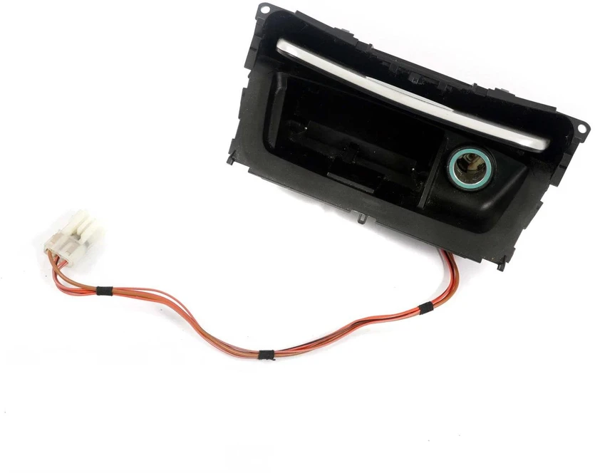BMW E88 E82 aliuminio akcentas poliruotas peleninė originali 51169137621