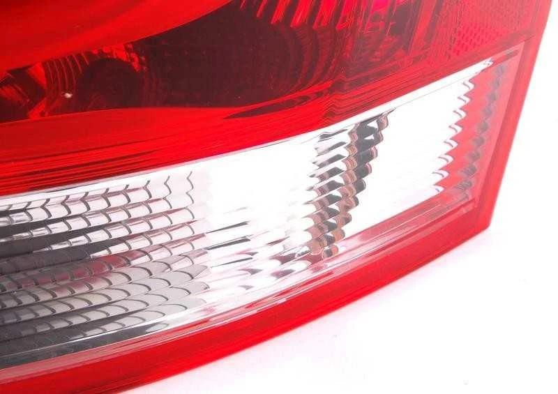 BMW E88 E82 Dešinės Šviesos Originalus 63217273428