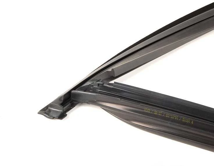 BMW E88 E82 E90 Priekinio Žibinto Lemputės Prieigos Skydelis Dešinė Originali 51717143850