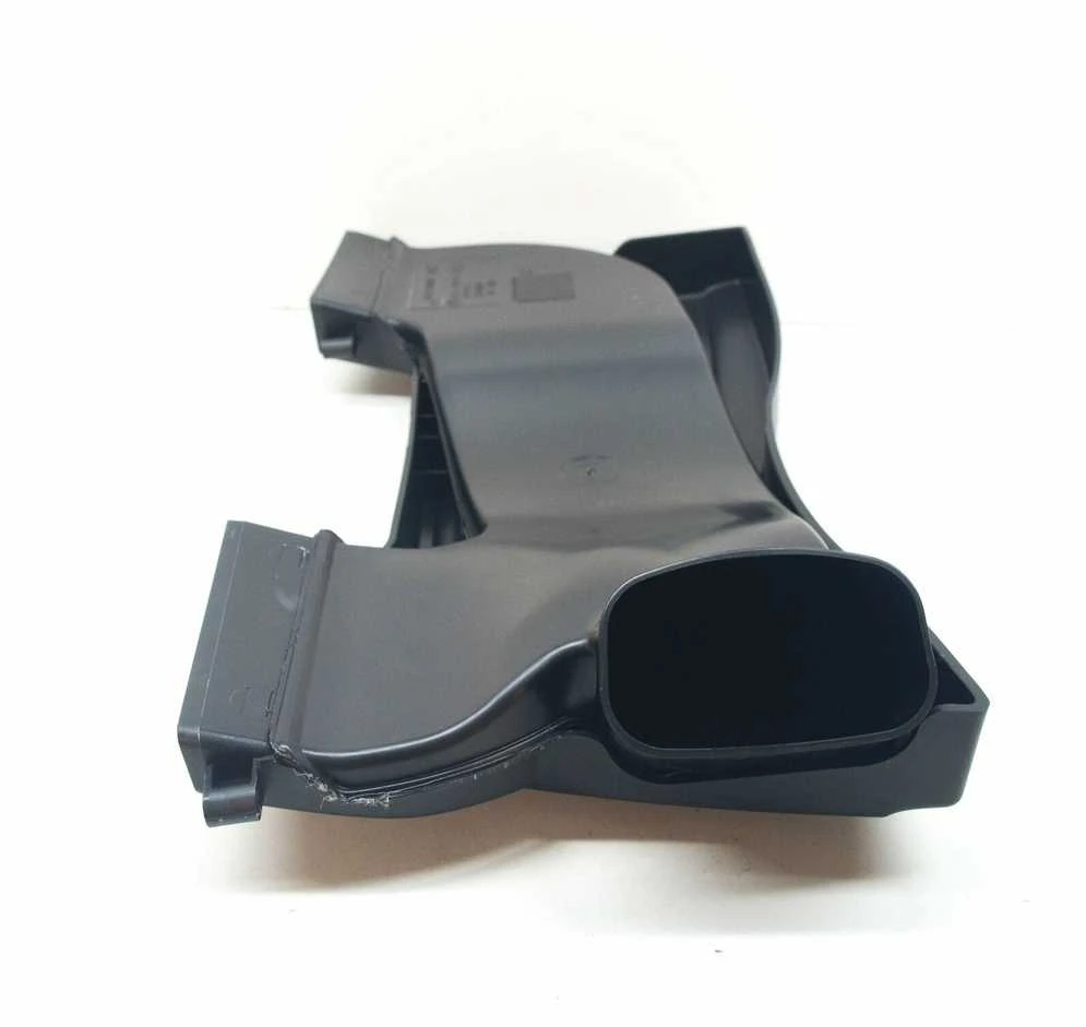Bmw E88 E82 Siurbimo Gaubtas Originalus 13717811907