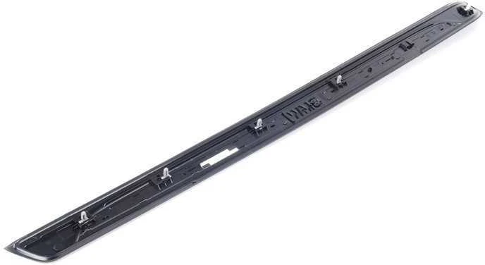 Bmw E88 Priekinis Dešinysis Įėjimas Originalus 51478045298