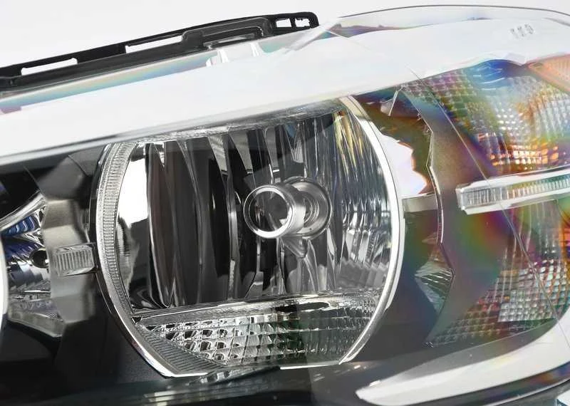 BMW E90 E60 F10 vidinis bagažinės žibintas originalus 63316962039
