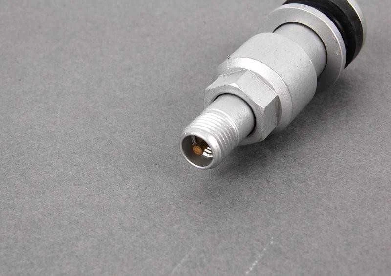 BMW E90 E91 E92 E93 įsukamas originalus vožtuvas 36136775937