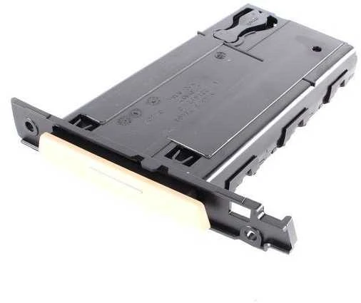 BMW E90 E91 E92 E93 Priekinis prietaisų skydelis dešinysis smėlio spalvos puodelių laikiklis 9173473