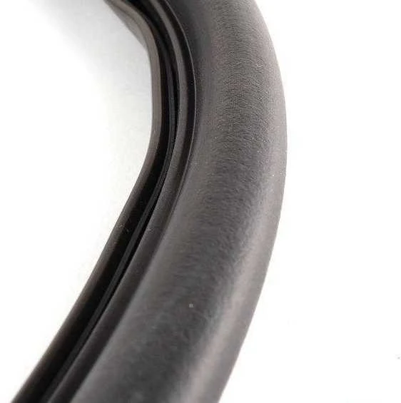 BMW E90 E91 E92 E93 variklio dangčio sandariklis originalus 51717060565