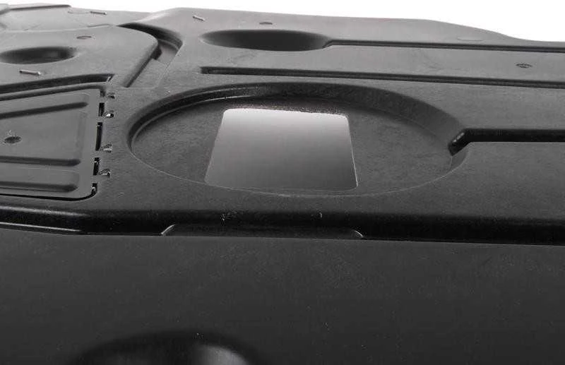 Bmw E90 E91 E92 Variklio Skydas Originalus 51757129341