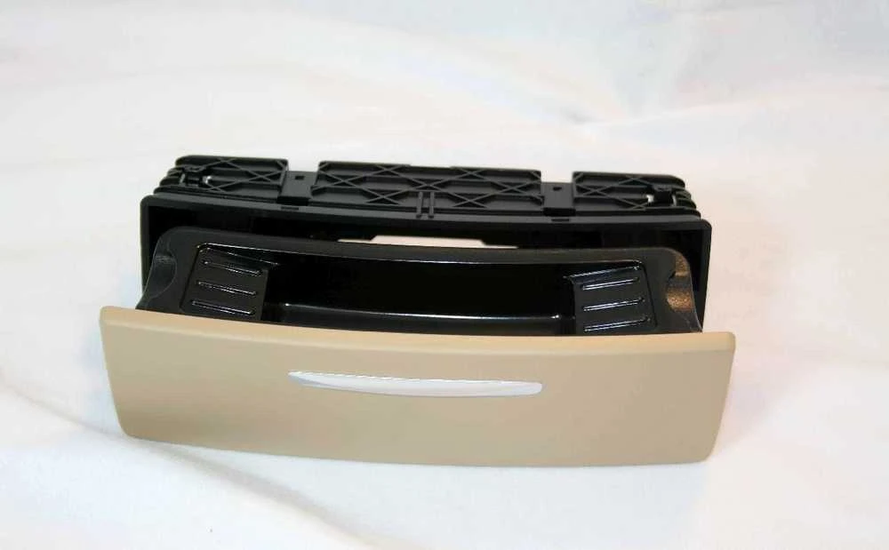 BMW E90 E91 galinė peleninė originali 51167138527