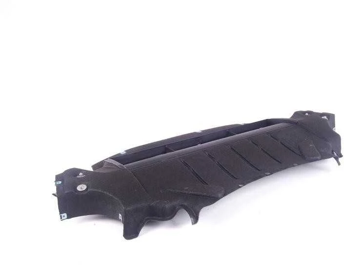 Bmw E90 E92 E93 Variklio Dangčio Ekranas Originalus 51757899820