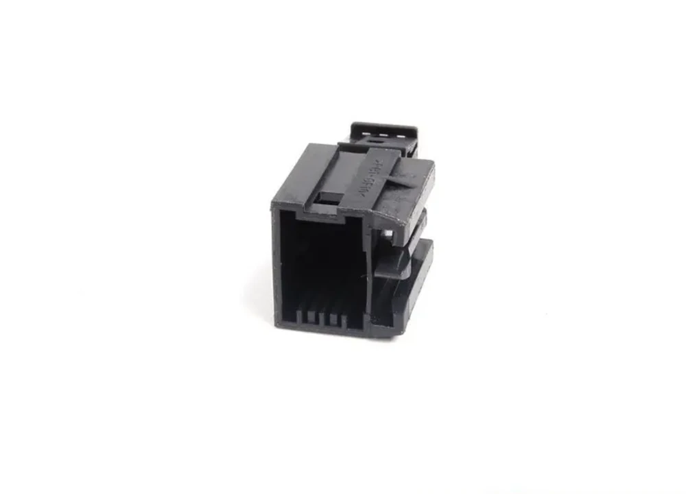BMW E90 E92 Pin Terminal 4Pin 2006 2011 Originalus 61136907089