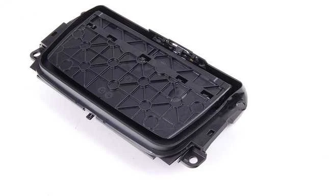 BMW E90 E93 centrinės konsolės dėklas originalus 51167132376