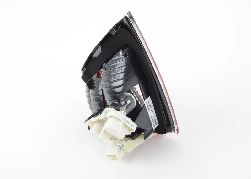 Bmw E90 Galinis Žibintas Bagažinės Dangtyje Dešinysis Originalus 63210406884