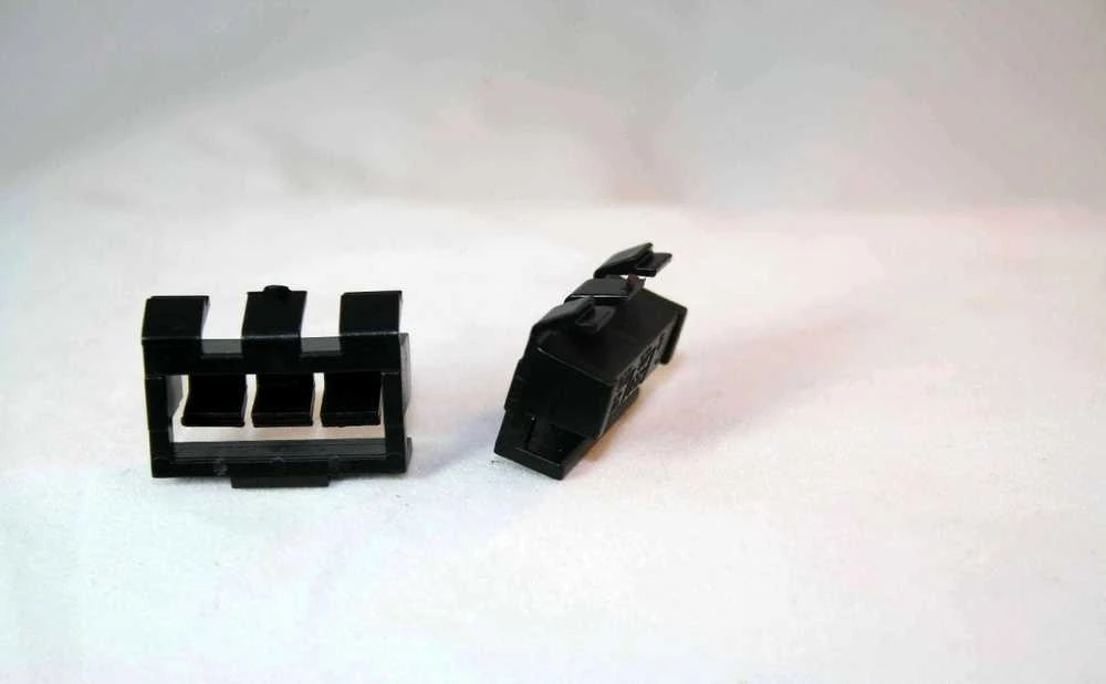 Bmw E81 E87 E90 Klipas Originalus 51137077127