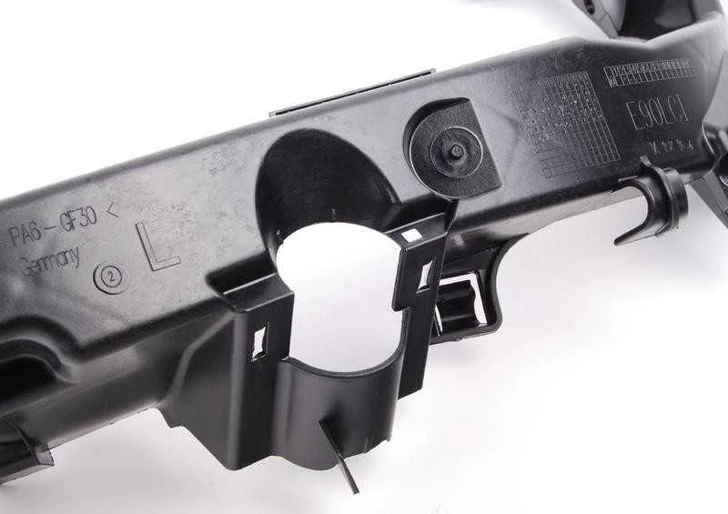 BMW E90 priekinio žibinto laikiklis kairėje pusėje 51647138401