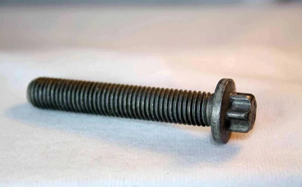 BMW E90 Torx varžtas Originalus 11287530315