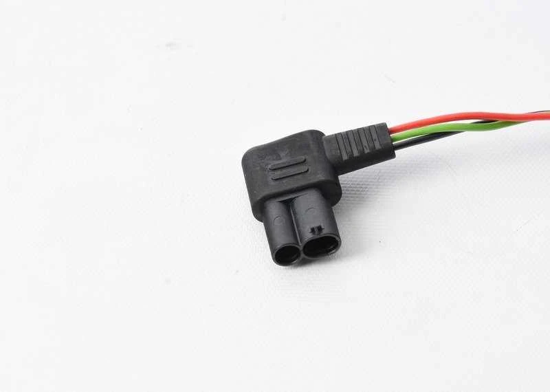 BMW E91 E92 neigiamo akumuliatoriaus kabelio adapterio laidas originalus 12517615476
