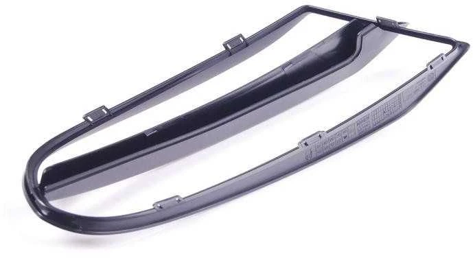 BMW E92 E93 bamperio apatinės grotelės apdailos detalė kairė originali 51118050585