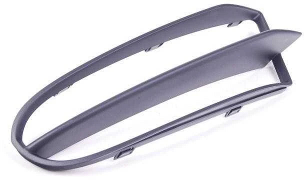 BMW E92 E93 bamperio apatinės grotelės apdailos detalė kairė originali 51118050585