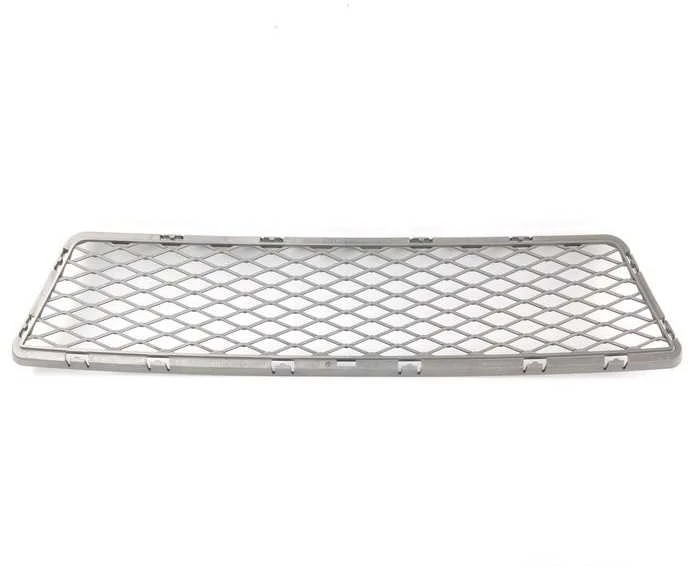 BMW E92 E93 priekinio bamperio apatinės centrinės grotelės originalios 51117175298