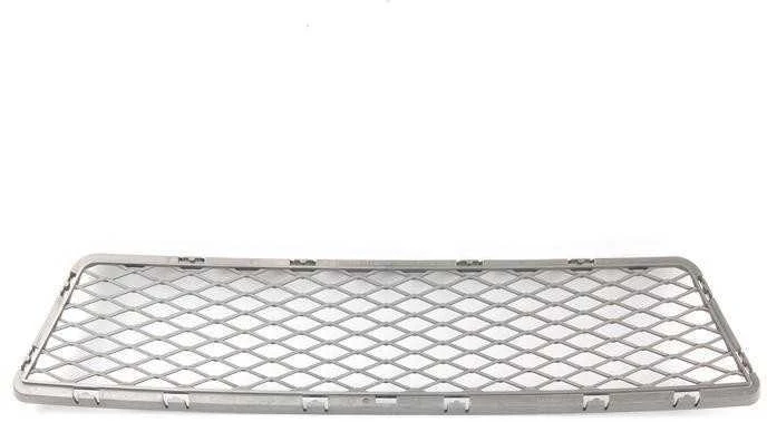 BMW E92 E93 priekinio bamperio apatinės centrinės grotelės originalios 51117175298