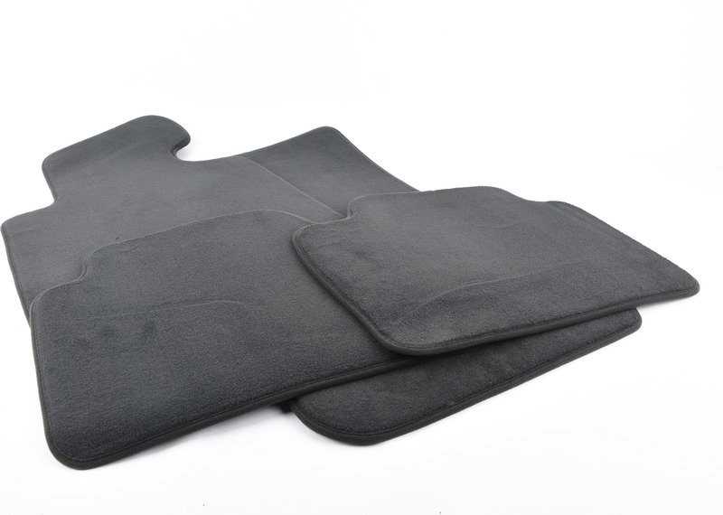 BMW E92 grindų kilimėlių rinkinys Originalus 51477316600