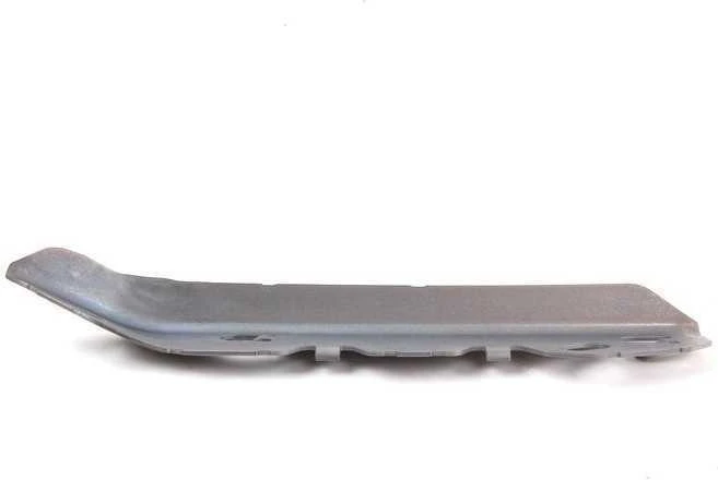 BMW E92 priekinio bamperio įdėklo kreipiančioji dešinė pusė Originalus 51117154716