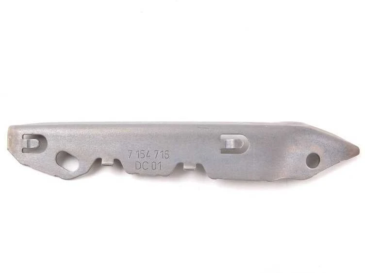 BMW E92 priekinio bamperio įdėklo kreipiančioji dešinė pusė Originalus 51117154716
