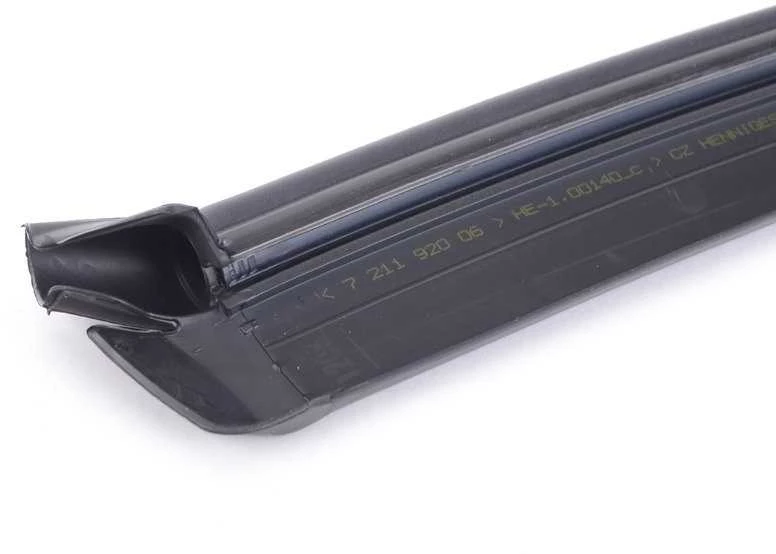 BMW F06 F06 F12 F13 Variklio dangčio priekio sandariklis originalus 51767211920