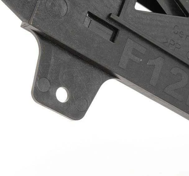 BMW F06 F12 F12 F13 Dešiniojo priekinio žibinto atramos laikiklis originalus 51647211520