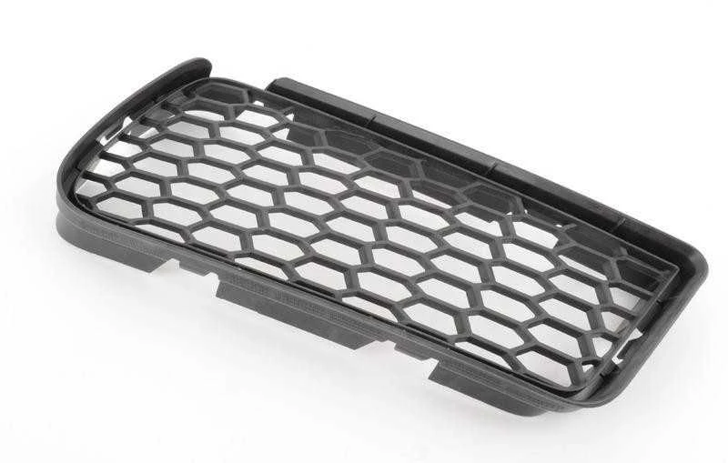 BMW F06 F12 F13 oro įsiurbimo grotelės, dešinės pusės originalios 51118050506