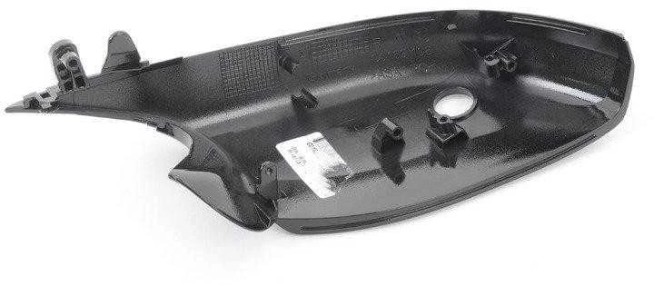 BMW F07 F11 apatinė korpuso dalis dešinėje pusėje Originali 51167308656