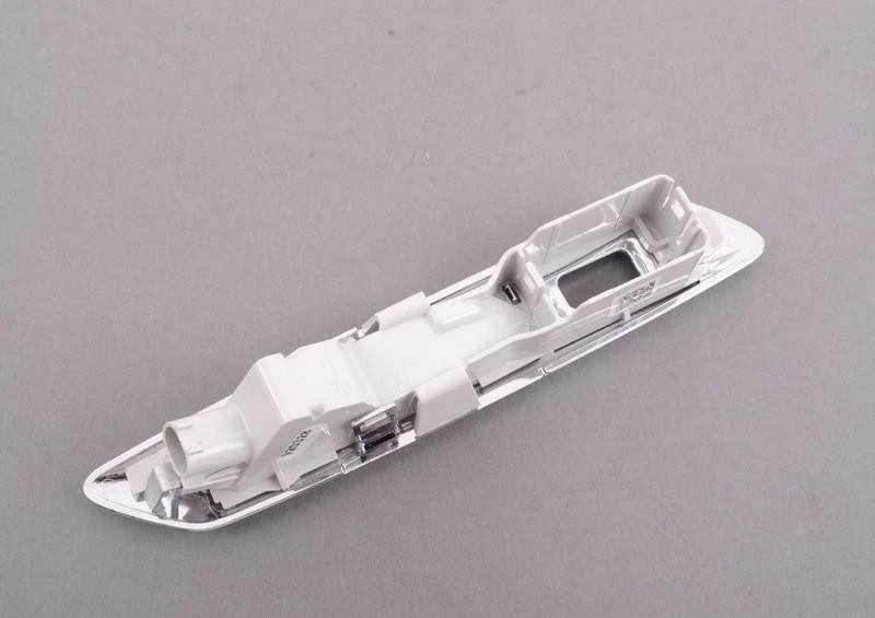 BMW F10 F11 Dešinysis Papildomas Rodomasis Žibintas Originalus 63137154170