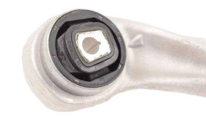 BMW F10 F11 F06 F12 F13 Zugstrebe Mit Hydrolager Links 31126777733 Originalus
