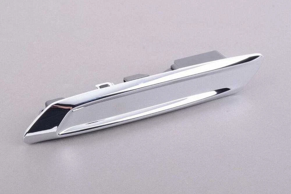 Bmw F10 F11 LCI Baigiamoji Apdaila Šoninis Skydelis Priekinis Dešinysis Originalus 51137336646
