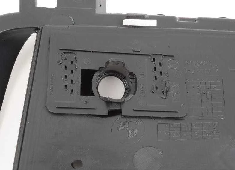 BMW F15 atviros oro įsiurbimo grotelės kairės pusės originalios 51118064633