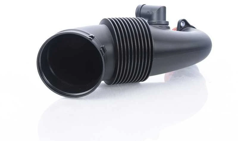 BMW F15 F16 variklio oro įsiurbimo žarna originali 13717638568