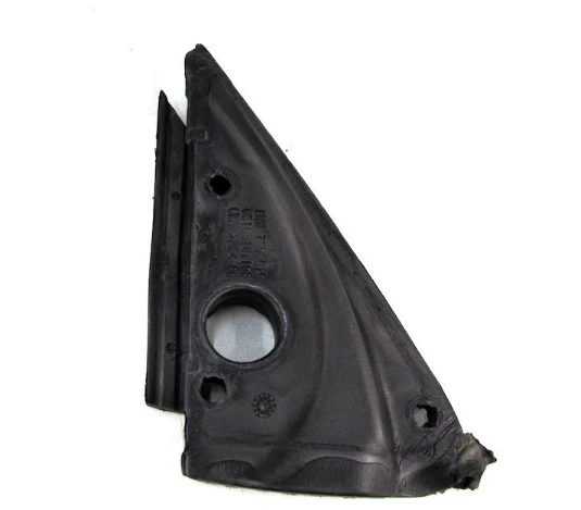 BMW F15 priekinių kairės pusės durelių išorinio veidrodžio trikampio sandariklis originalus 51337303919
