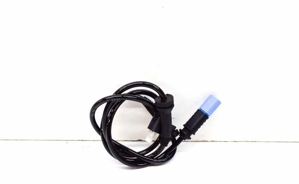 BMW F20 F20N F21 F21N F22 F23 F30 adapterio laidas VDC originalus 37146793850