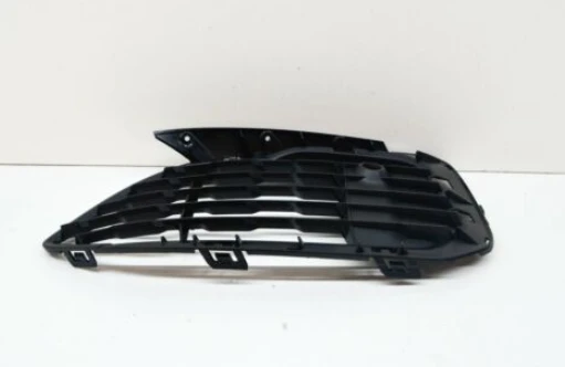 BMW F20 F21 atviros grotelės kairėje pusėje originalios 51118085309