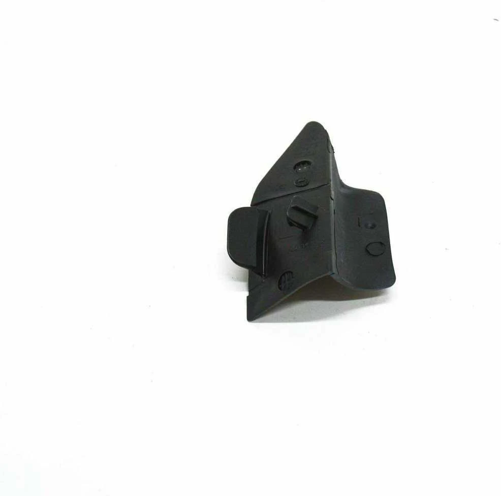Bmw F20 F21 F22 kairės pusės prijuostės dangtelis originalus 51717308091