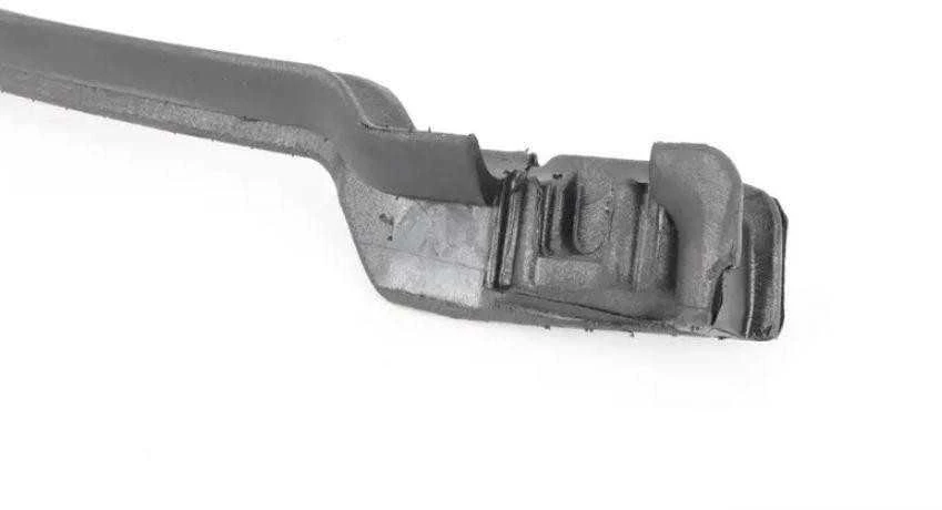 BMW F20 F21 F22 sandarinimo šoninis dešinysis skydelis originalus 51487300694