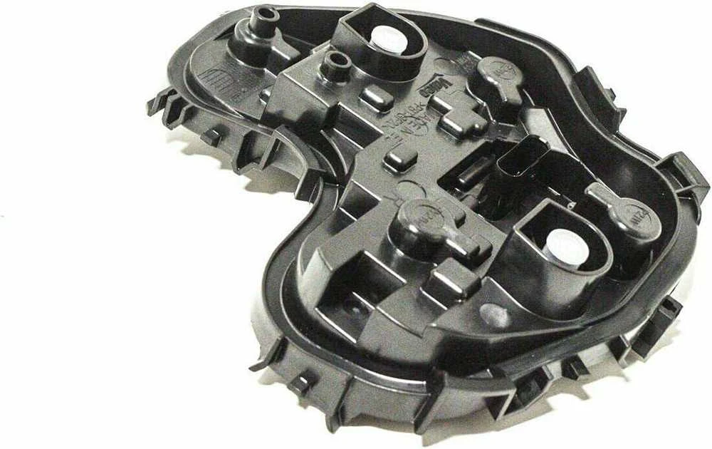 BMW F20 F21 galinio žibinto lemputės lizdas dešinysis originalus 63217315200
