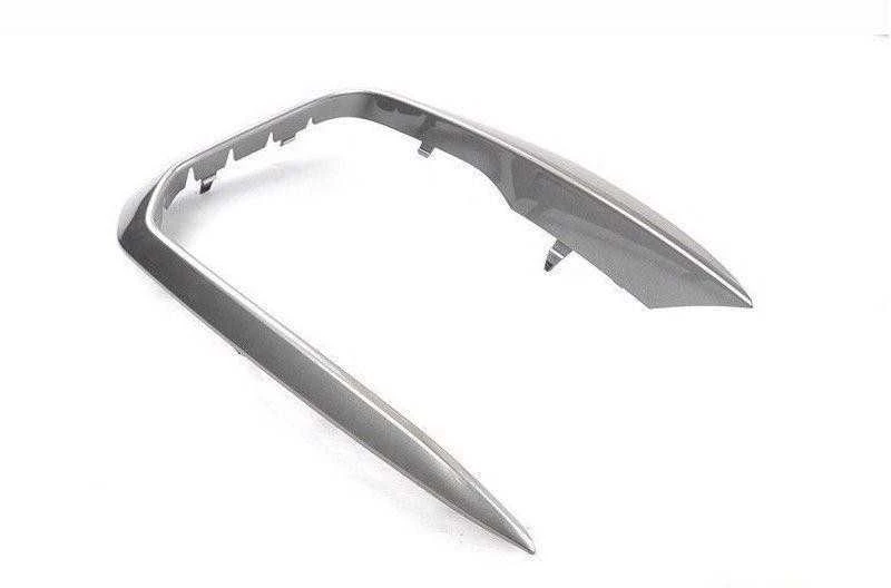 Bmw F20 F21 Lci Apdailos Užsegimas Į Dešinę Originalus 51118070324