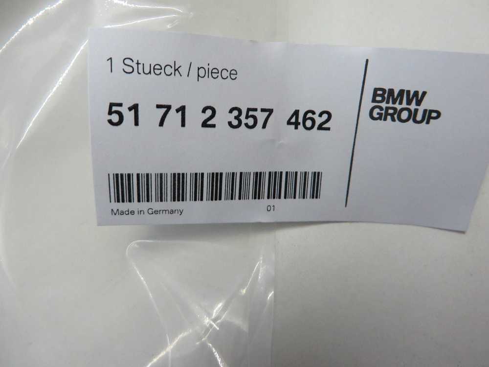 BMW F20 F21 LCI Ornam Grotelės Juodos Blizgios Priekinės Originalus 51712357462