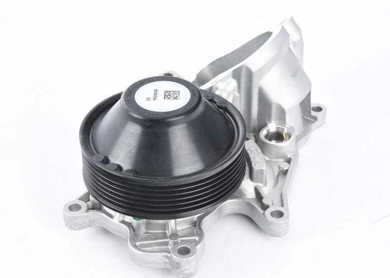 BMW F20 F21 vandens siurblys originalus 11518516204 11517810833