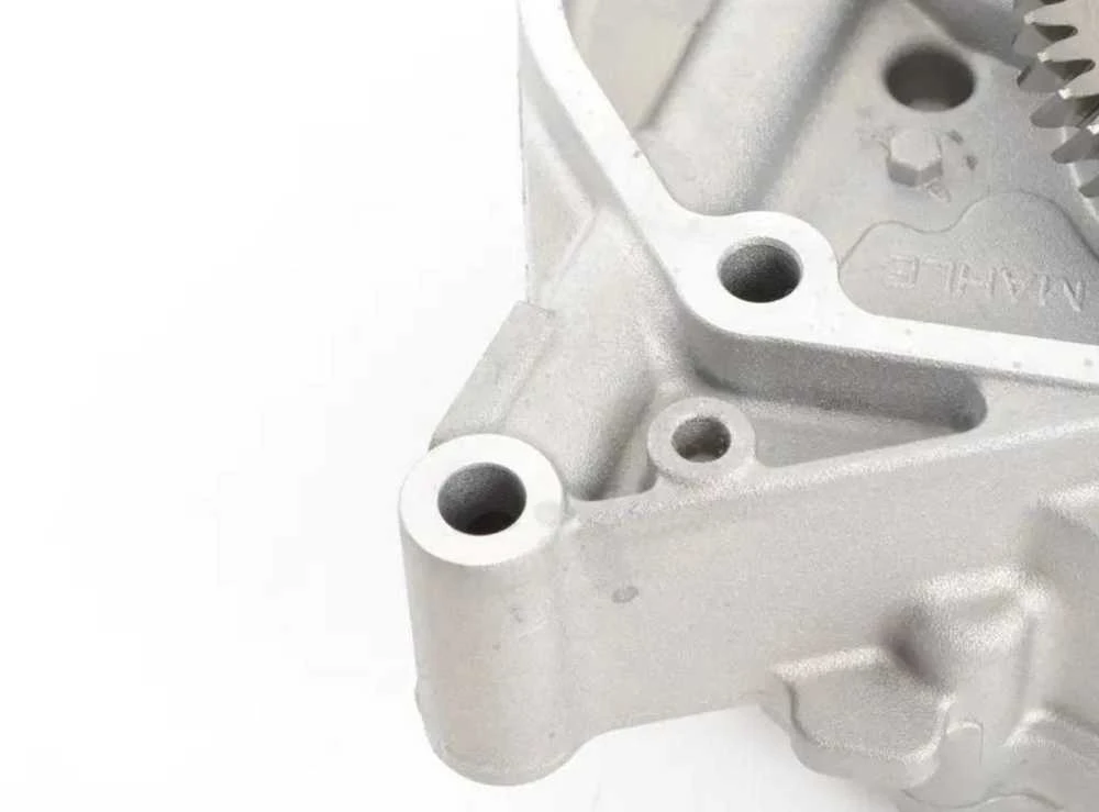 BMW F20 F36 E89 variklio alyvos siurblys originalus 11417610378